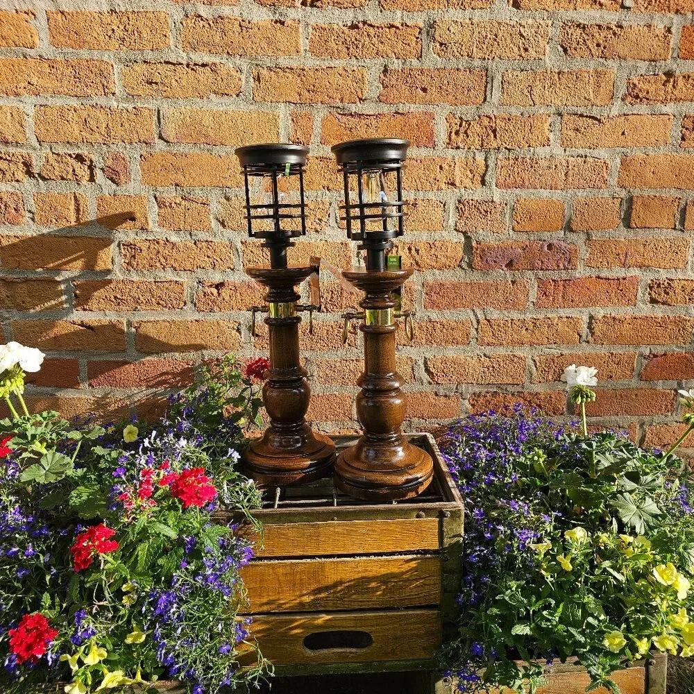 Solar Lamps - Picture 1 of 4